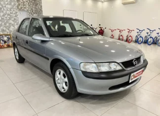 Vectra GLS 1997 segue em estado de 0km nos dias atuais