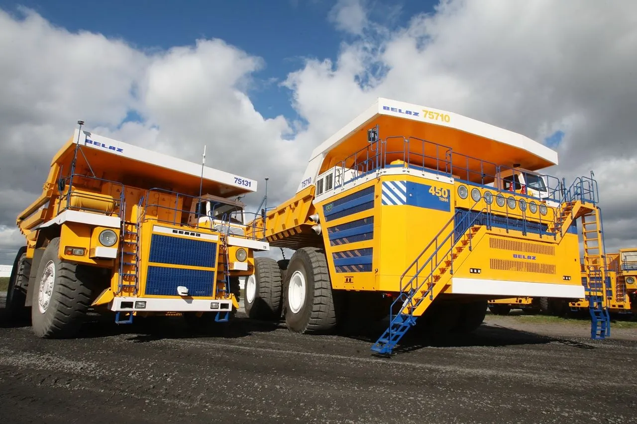 BelAz 75710