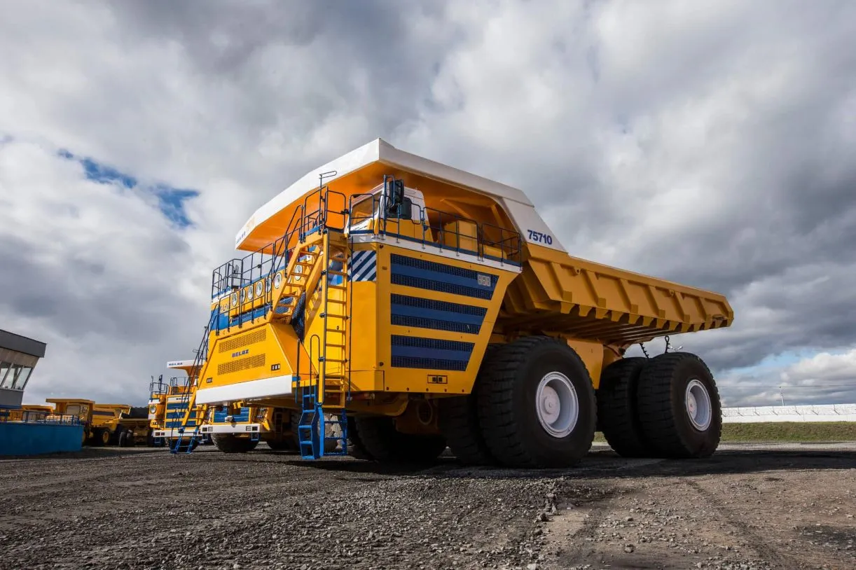 BelAz 75710